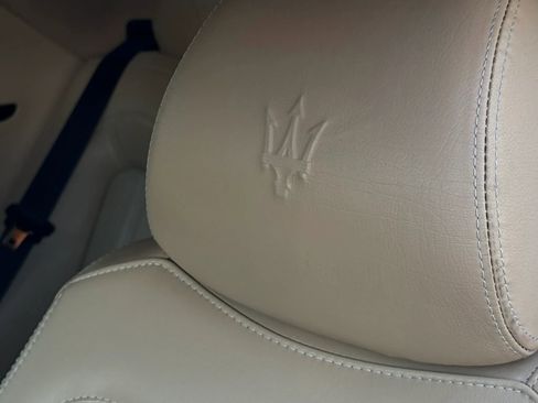 Used 2010 Maserati GranTurismo Coupe RWD image 37