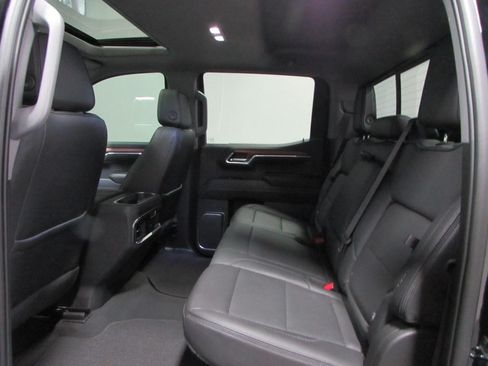 Used 2023 GMC Sierra 1500 Denali w/ Denali Reserve Package AWD/4WD image 15