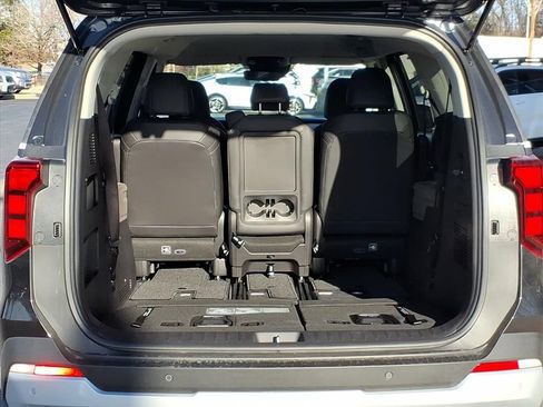 New 2026 Kia Carnival FWD image 6