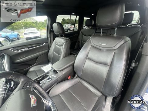 Used 2022 Cadillac XT6 Premium Luxury image 19