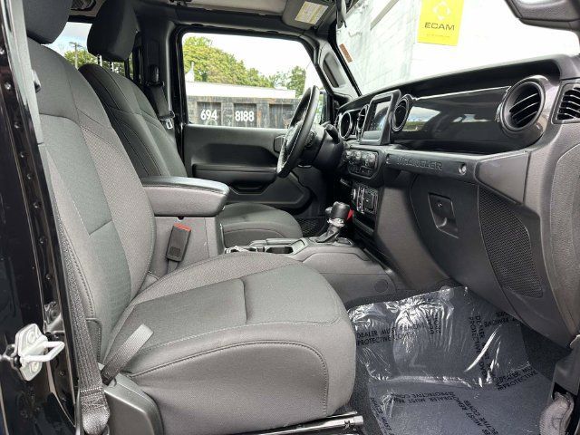 Used 2022 Jeep Wrangler Unlimited Sport AWD/4WD image 24