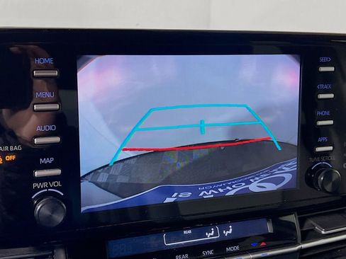 Certified 2022 Toyota Sienna LE image 13