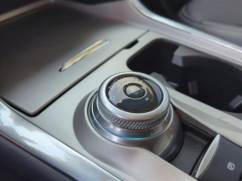 Used 2023 Ford Explorer XLT w/ Equipment Group 202A image 21