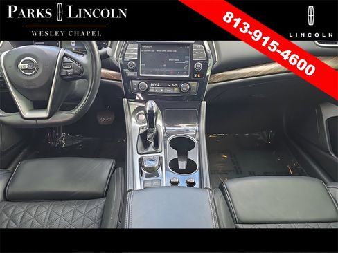 Used 2017 Nissan Maxima Platinum image 12