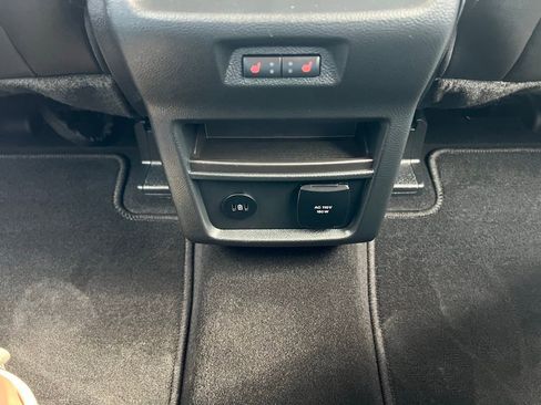 Used 2024 Ford Edge Titanium w/ Equipment Group 301A image 24