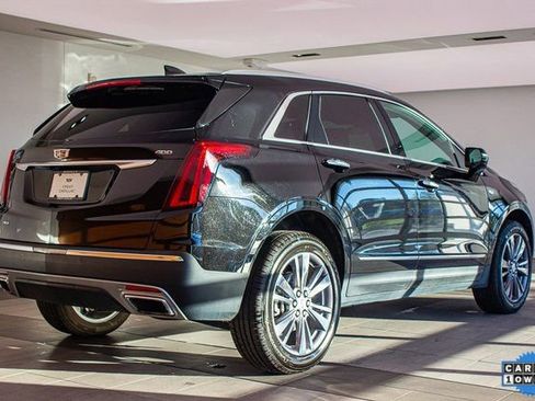 Used 2025 Cadillac XT5 Premium Luxury image 6