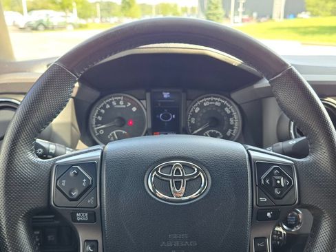 Used 2019 Toyota Tacoma TRD Sport RWD image 33