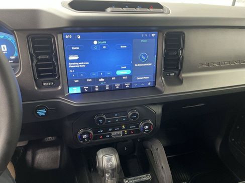 Used 2026 Ford Bronco Big Bend w/ Black Diamond Package AWD/4WD image 15