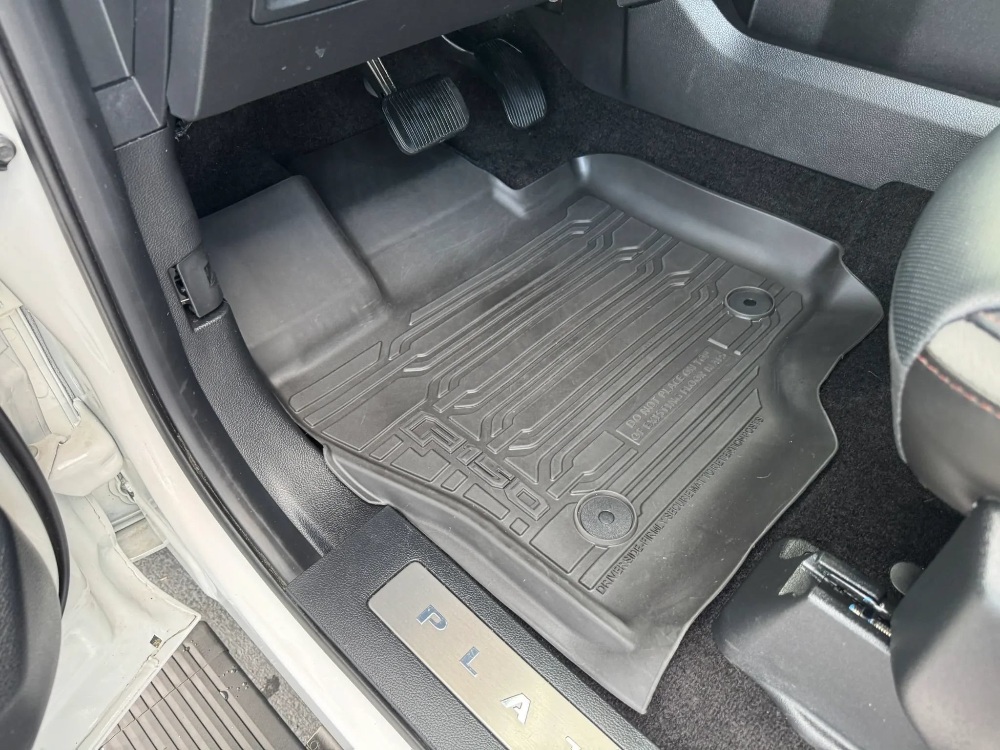 Used 2018 Ford F150 Platinum w/ Equipment Group 701A Luxury AWD/4WD image 19