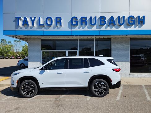 New 2026 Buick Enclave Sport Touring w/ Power Package image 2