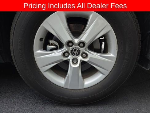Certified 2025 Toyota Grand Highlander FWD image 8