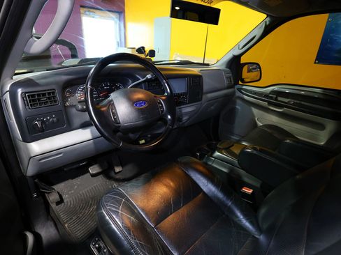 Used 2003 Ford F350 XLT image 46