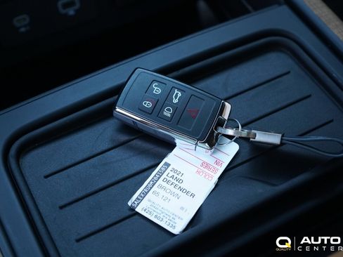 Used 2021 Land Rover Defender 110 X image 30