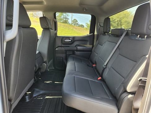 New 2026 Chevrolet Silverado 1500 W/T w/ WT Value Package AWD/4WD image 9