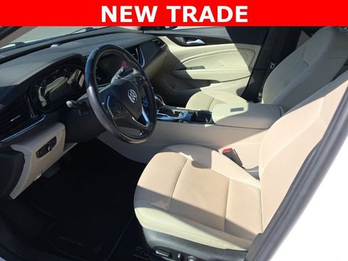 Used 2019 Buick Regal Essence w/ Sights and Sounds Package image 11