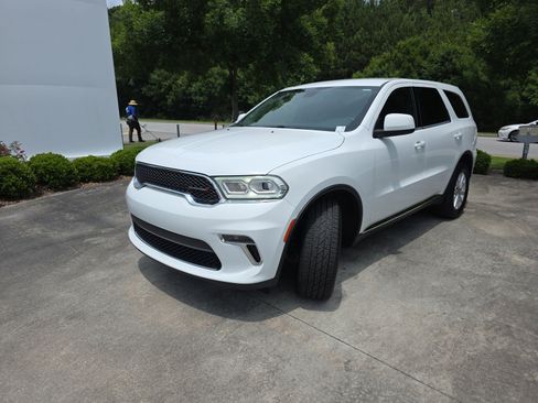 Used 2021 Dodge Durango SXT w/ 3rd Row Seating Group AWD/4WD image 8