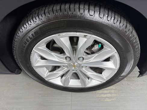 Used 2023 Chevrolet Malibu LT FWD image 10