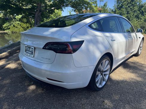 Used 2020 Tesla Model 3 Long Range AWD/4WD image 4