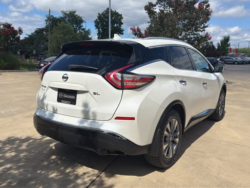 Used 2017 Nissan Murano SL w/ SL Technology Package FWD image 3