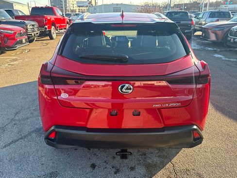 Used 2023 Lexus UX 250h AWD image 6
