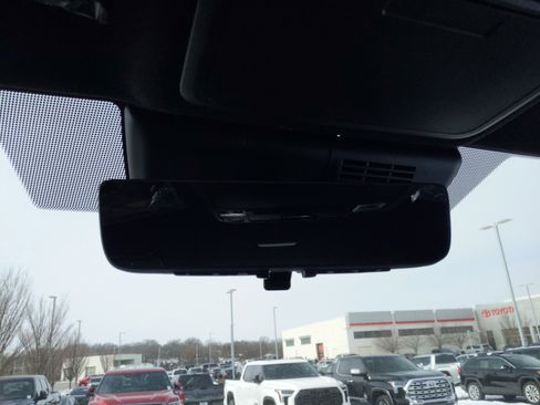 New 2026 Toyota 4Runner Trailhunter image 30