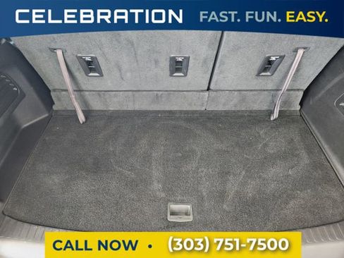 Certified 2025 Chevrolet Traverse LT w/ Sun and Wheel Package image 14