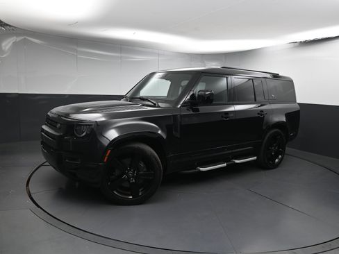 Certified 2023 Land Rover Defender 130 X-Dynamic SE image 1