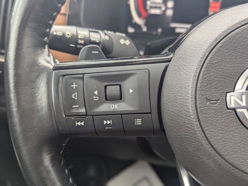 Used 2023 Nissan Pathfinder Platinum w/ Cargo Package AWD/4WD image 26