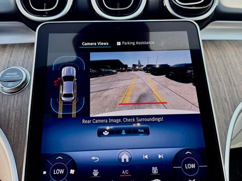 Used 2024 Mercedes-Benz C 300 Sedan image 39