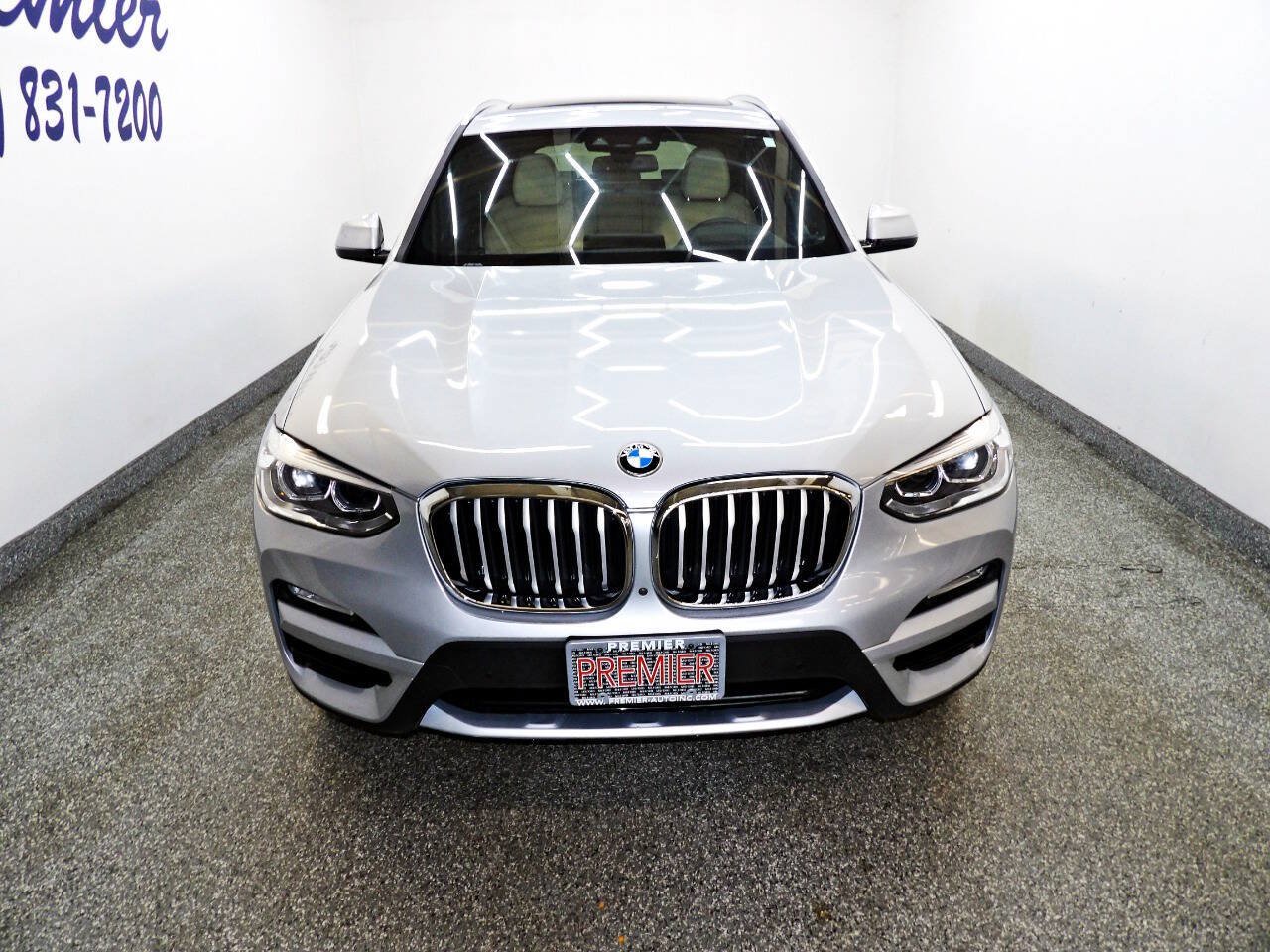 Used 2018 BMW X3 xDrive30i AWD/4WD image 2