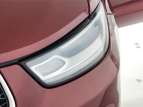 Used 2021 Chrysler Pacifica Touring-L w/ Uconnect Theater Family Group FWD image 33