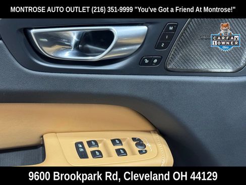 Used 2023 Volvo XC60 B5 Ultimate w/ Climate Package image 12