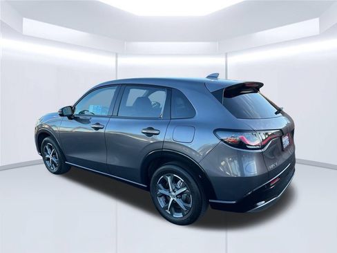 Used 2024 Honda HR-V EX-L image 3