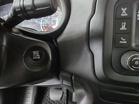 Used 2016 Jeep Renegade Trailhawk image 19