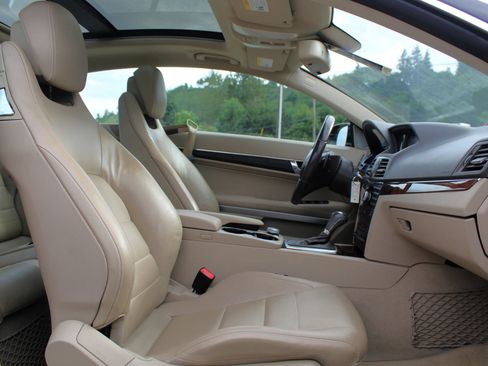Used 2010 Mercedes-Benz E 350 Coupe image 18