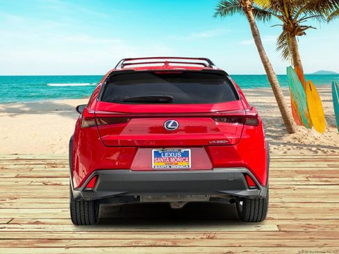 Used 2022 Lexus UX 250h w/ Accessory Package (Z2) AWD/4WD image 5