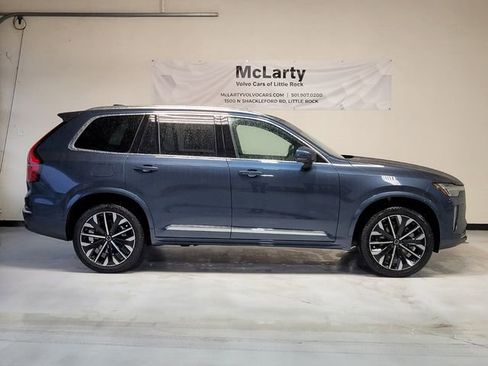 New 2026 Volvo XC90 B6 Plus w/ Protection Package Premier image 2