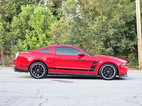 Used 2012 Ford Mustang Boss 302 w/ Boss 302 Accessory Pkg image 9