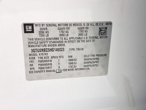 Used 2017 GMC Sierra 1500 SLT w/ All Terrain Package image 35