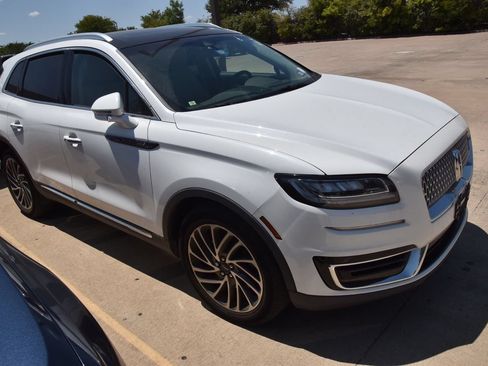 Used 2020 Lincoln Nautilus Reserve AWD/4WD image 5