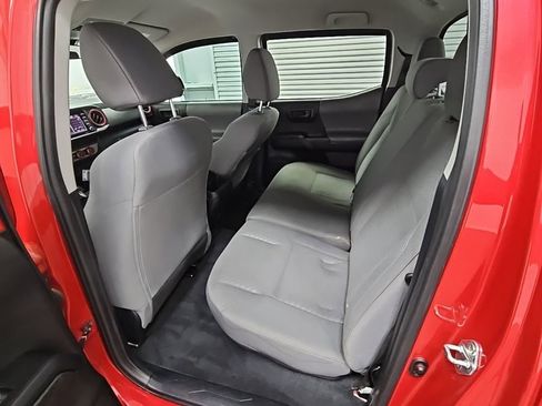 Used 2022 Toyota Tacoma SR image 26