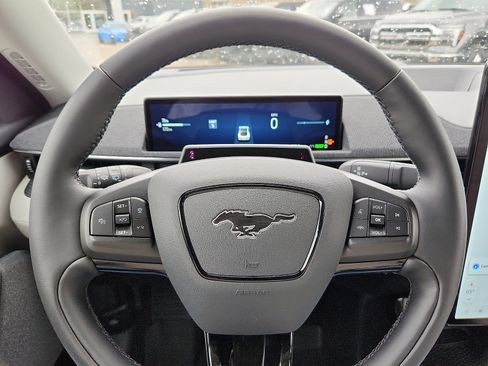 Used 2025 Ford Mustang Mach-E Premium RWD image 17