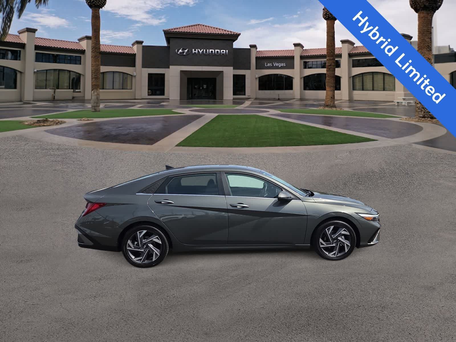 Certified 2026 Hyundai Elantra Limited FWD image 9