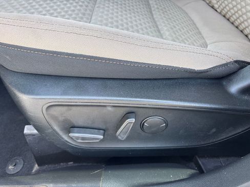 Used 2020 Ford Escape SE AWD/4WD image 19