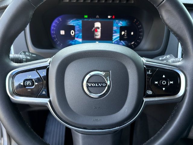 Certified 2023 Volvo XC90 B6 Ultimate w/ Protection Package Premier AWD/4WD image 11