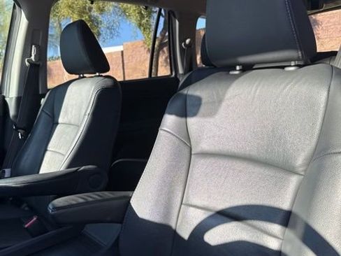 Certified 2022 Honda Pilot Special Edition image 6