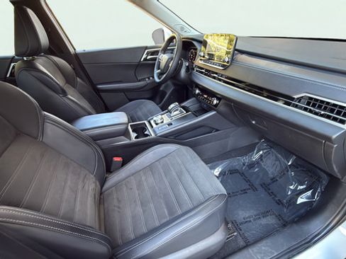 Used 2023 Mitsubishi Outlander SE FWD image 22