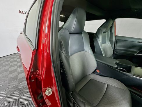 Used 2025 Toyota bZ4X FWD image 28