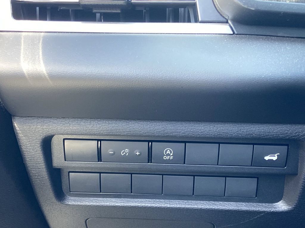 New 2026 Mitsubishi Outlander AWD image 14