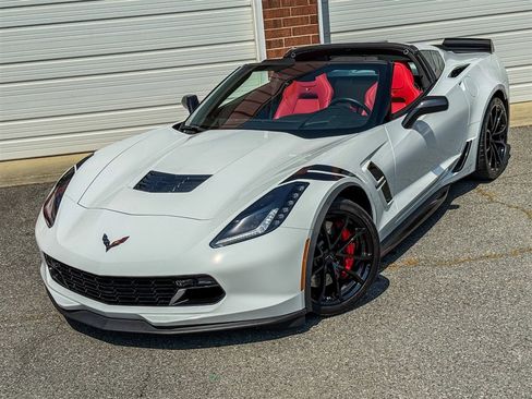 Used 2017 Chevrolet Corvette Grand Sport RWD image 9